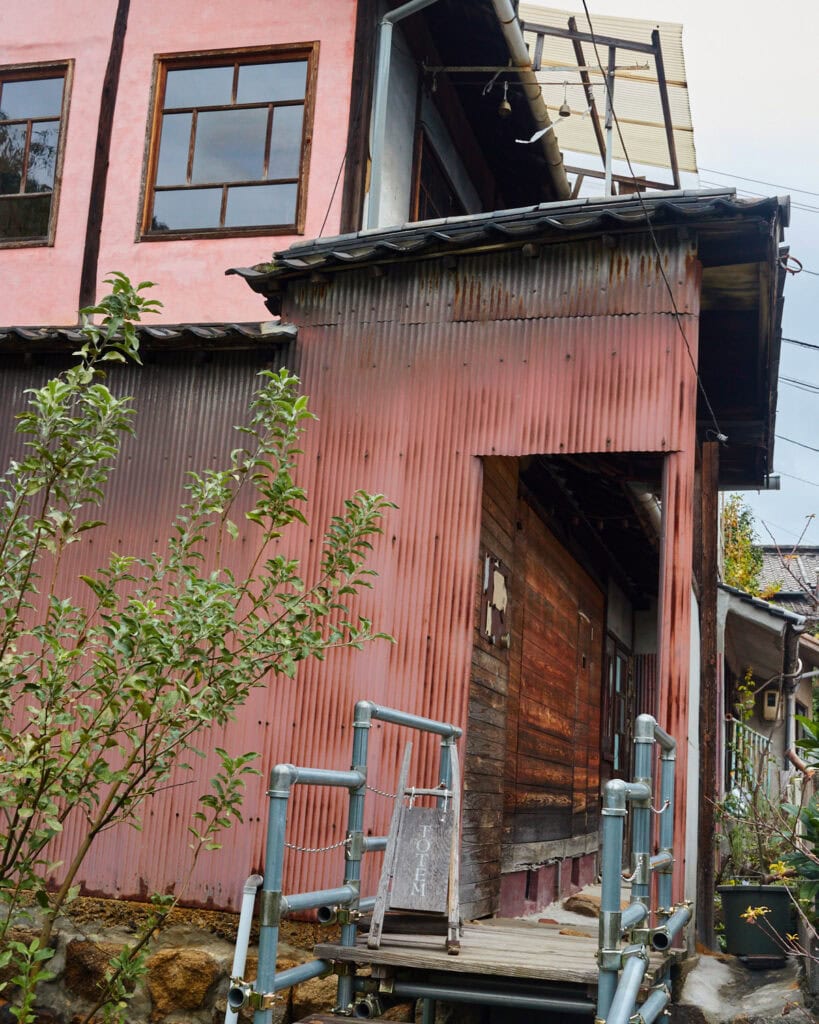 Painted red old Japanese house turned cafe