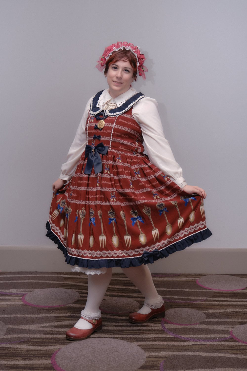 Classic lolita wearing cutlery theme dress.