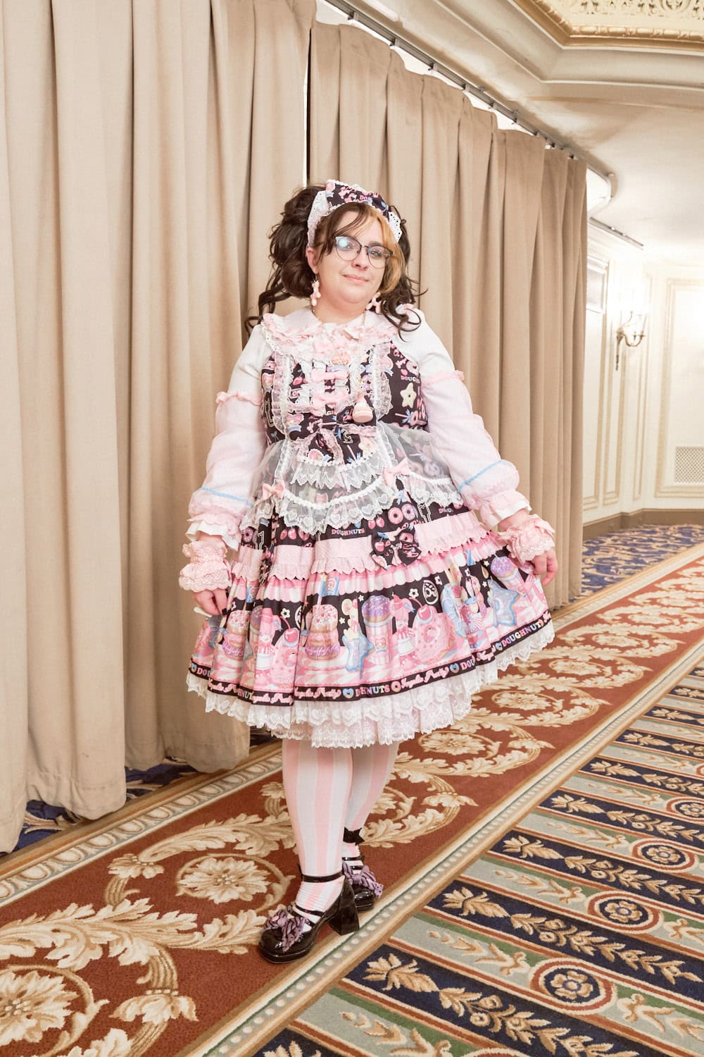 Sweet lolita wearing dessert print dress.