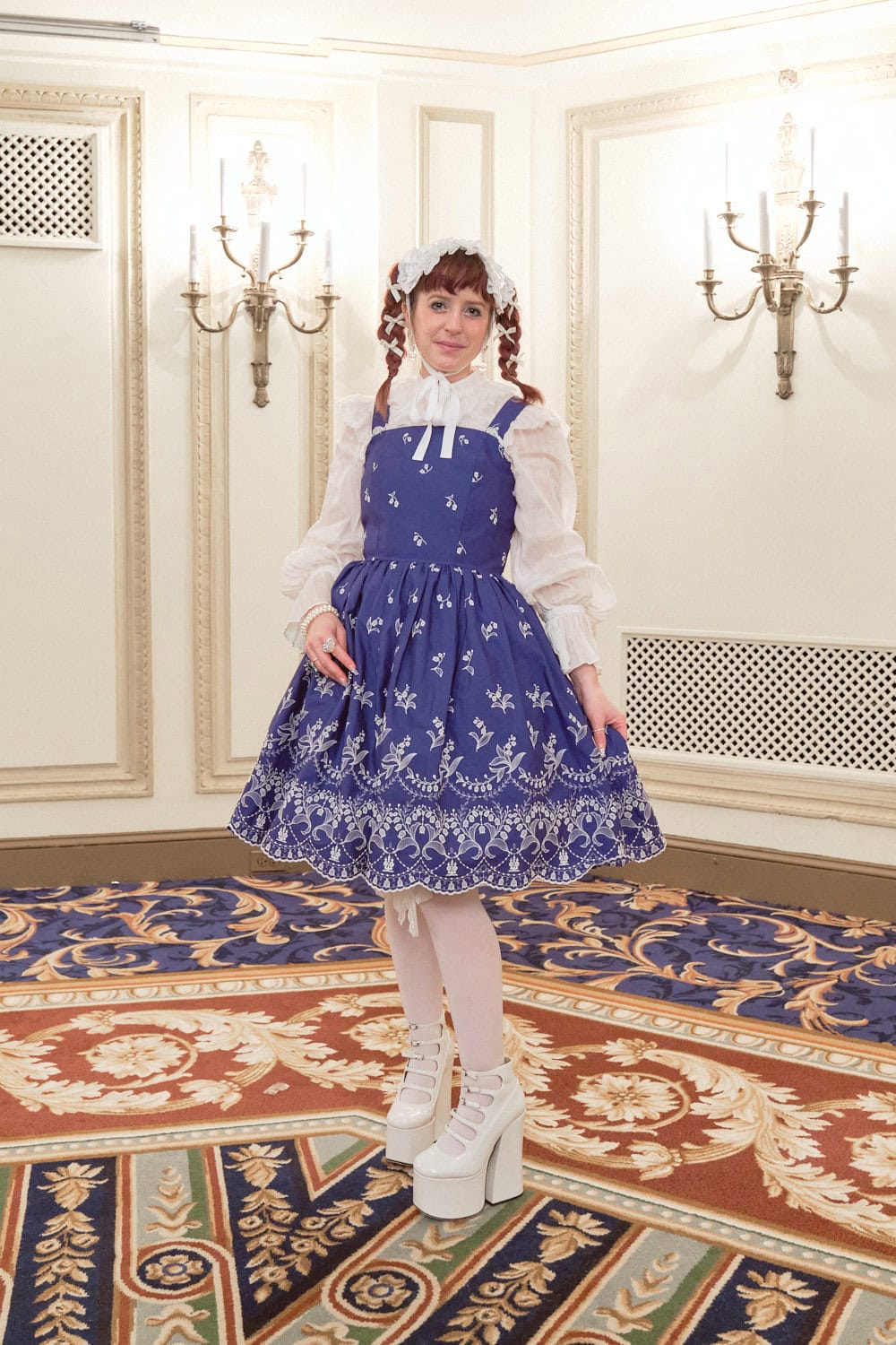 Classic lolita wearing blue and white embroidery dress by Moi meme Moitie.