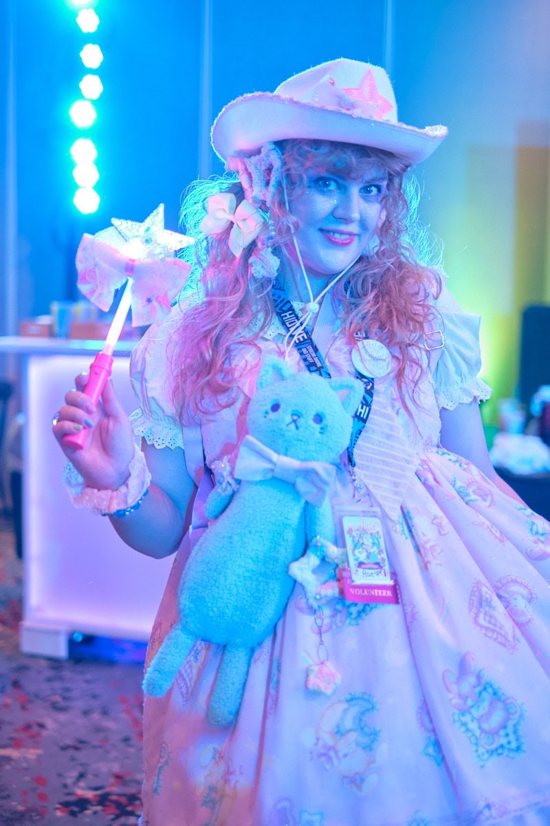 Attendee outfit snap 2 - half body.