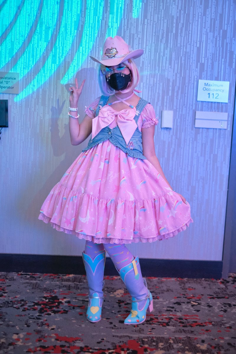 Attendee snap 19 - full body.