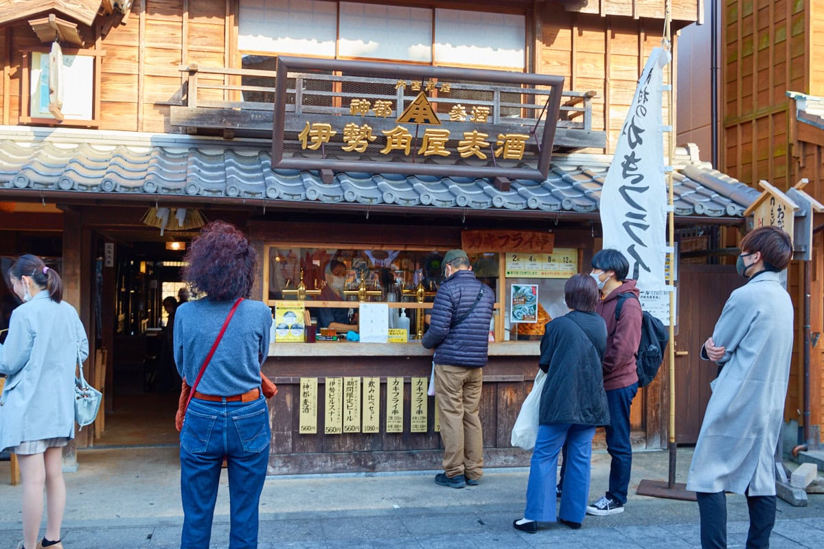 Local fried oyster street food store front